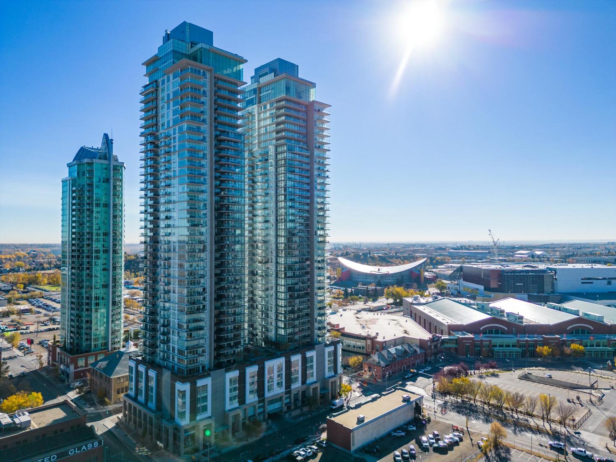 Modern Suite Calgary Downtown 5 Min Walk Stampede Zewnętrze zdjęcie